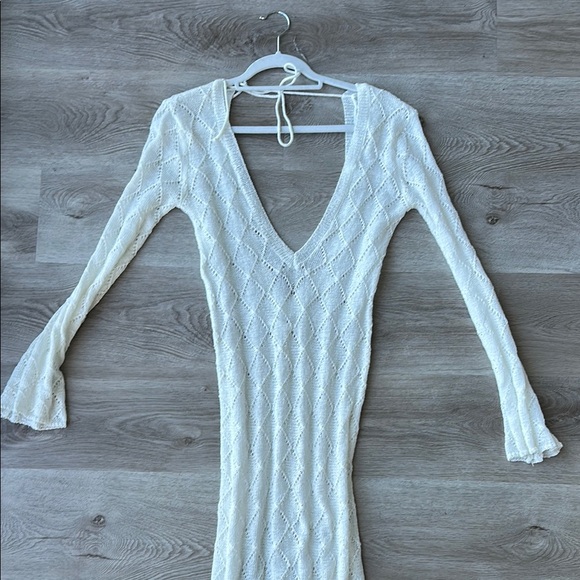 Dylan Deep V Maxi Dress in Ivory - Picture 3 of 4